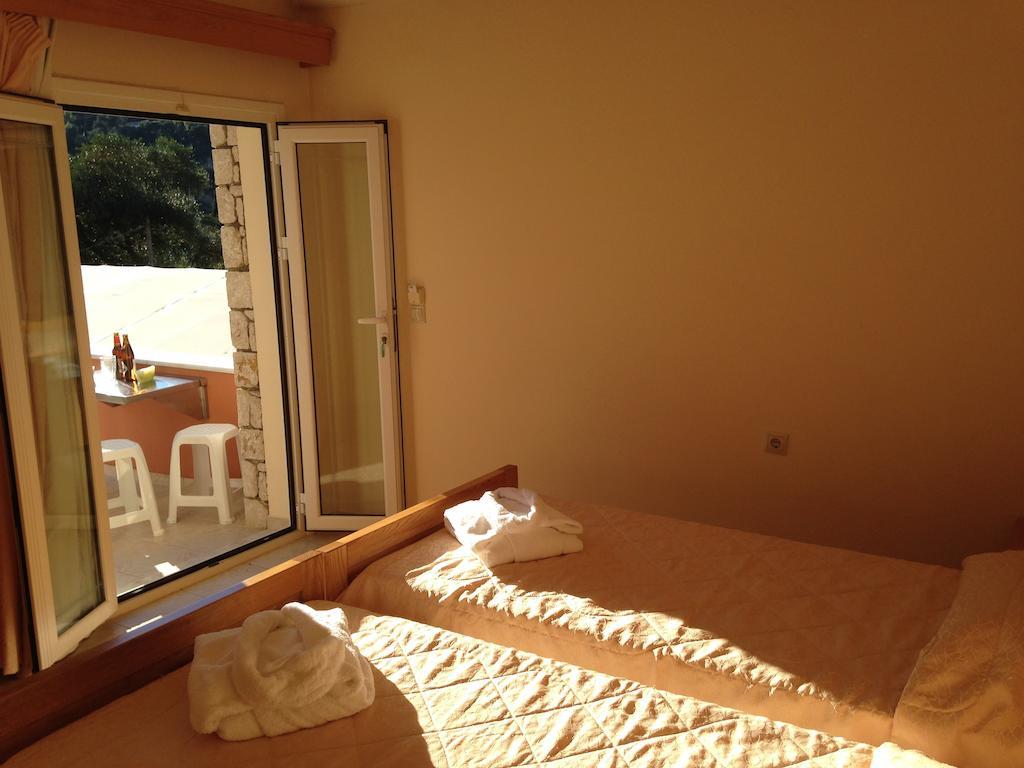Alipa Beach Apartment ปาเลโอกัสไตรซา ห้อง รูปภาพ